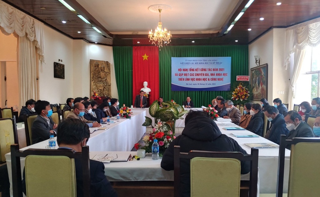Tổng kết công tác năm 2021 và Gặp mặt các chuyên gia, nhà khoa học trên lĩnh vực khoa học công nghệ