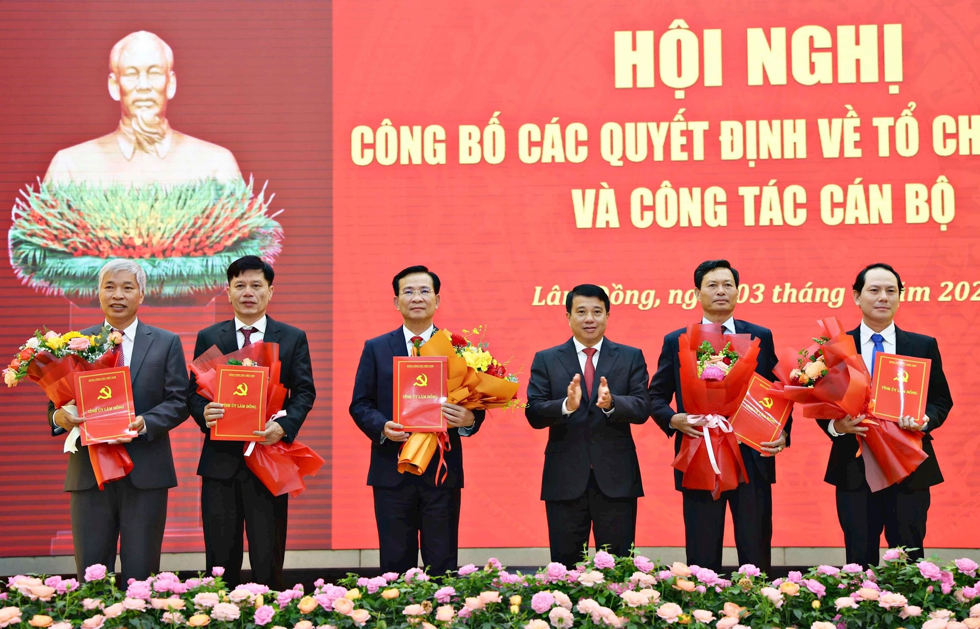Tỉnh ủy Lâm Đồng công bố các quyết định về tổ chức bộ máy và công tác cán bộ