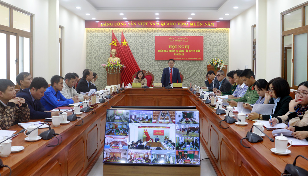 Tiếp tục đổi mới mạnh mẽ nội dung hoạt động, phương thức công tác tuyên giáo