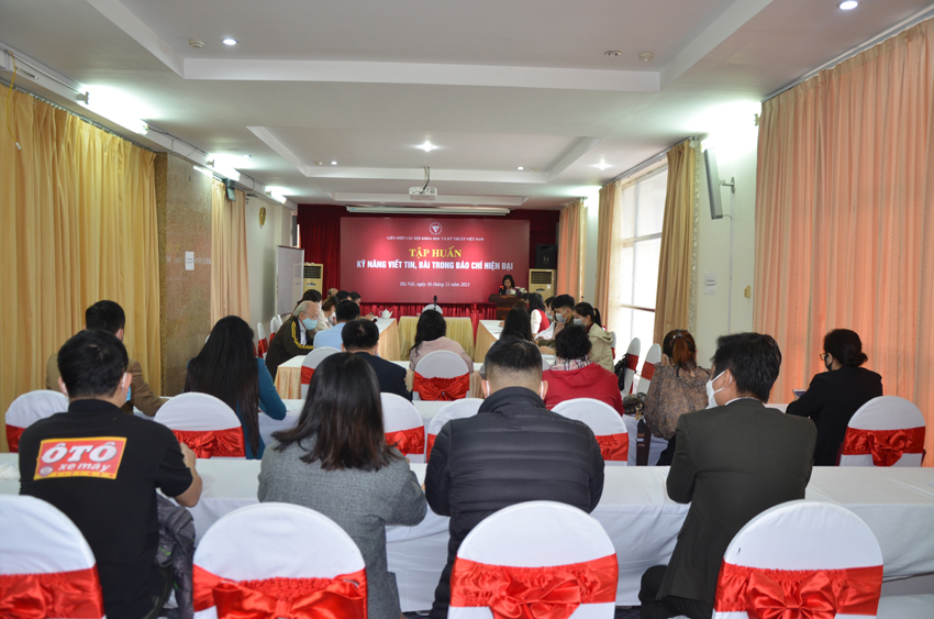 Tin, bài trong báo chí hiện đại cần phải: Đúng - Đủ - Kịp thời